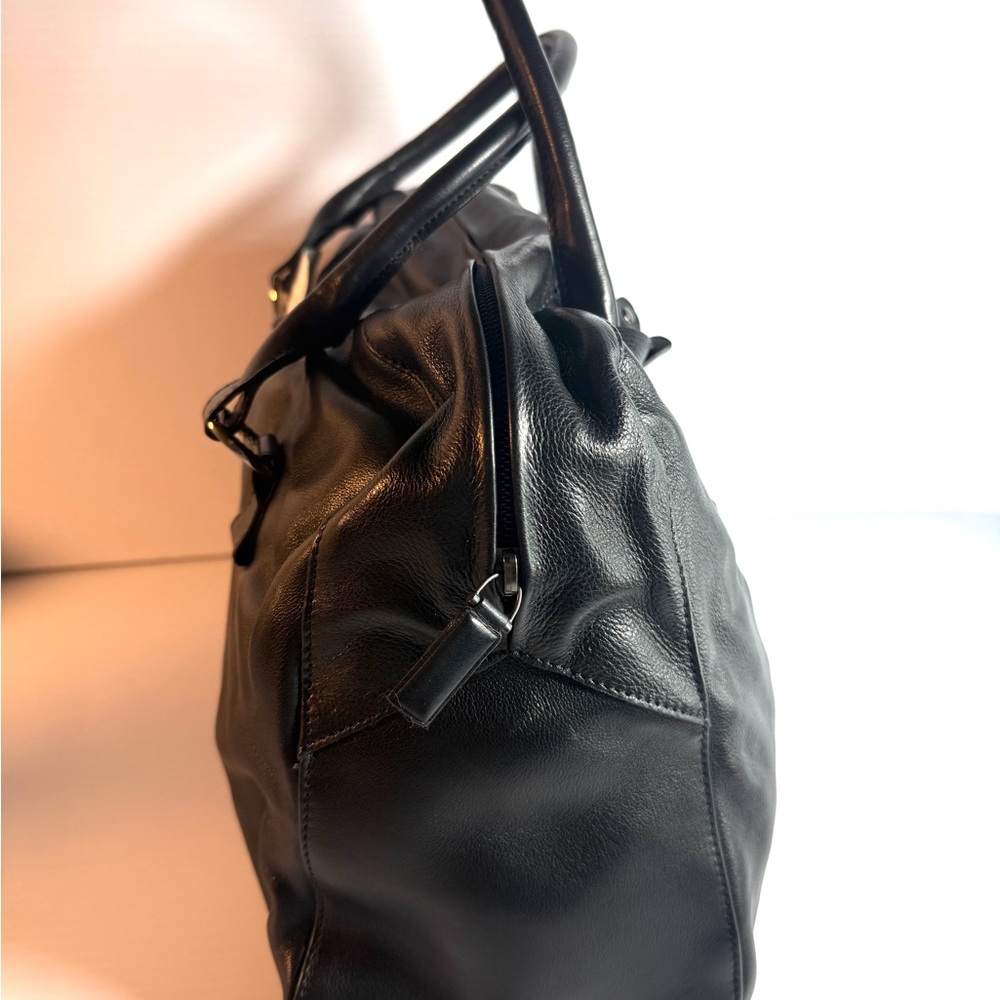 Bottega Veneta Black Leather Satchel. Briefcase. Crossbody . - Picture 6 of 11